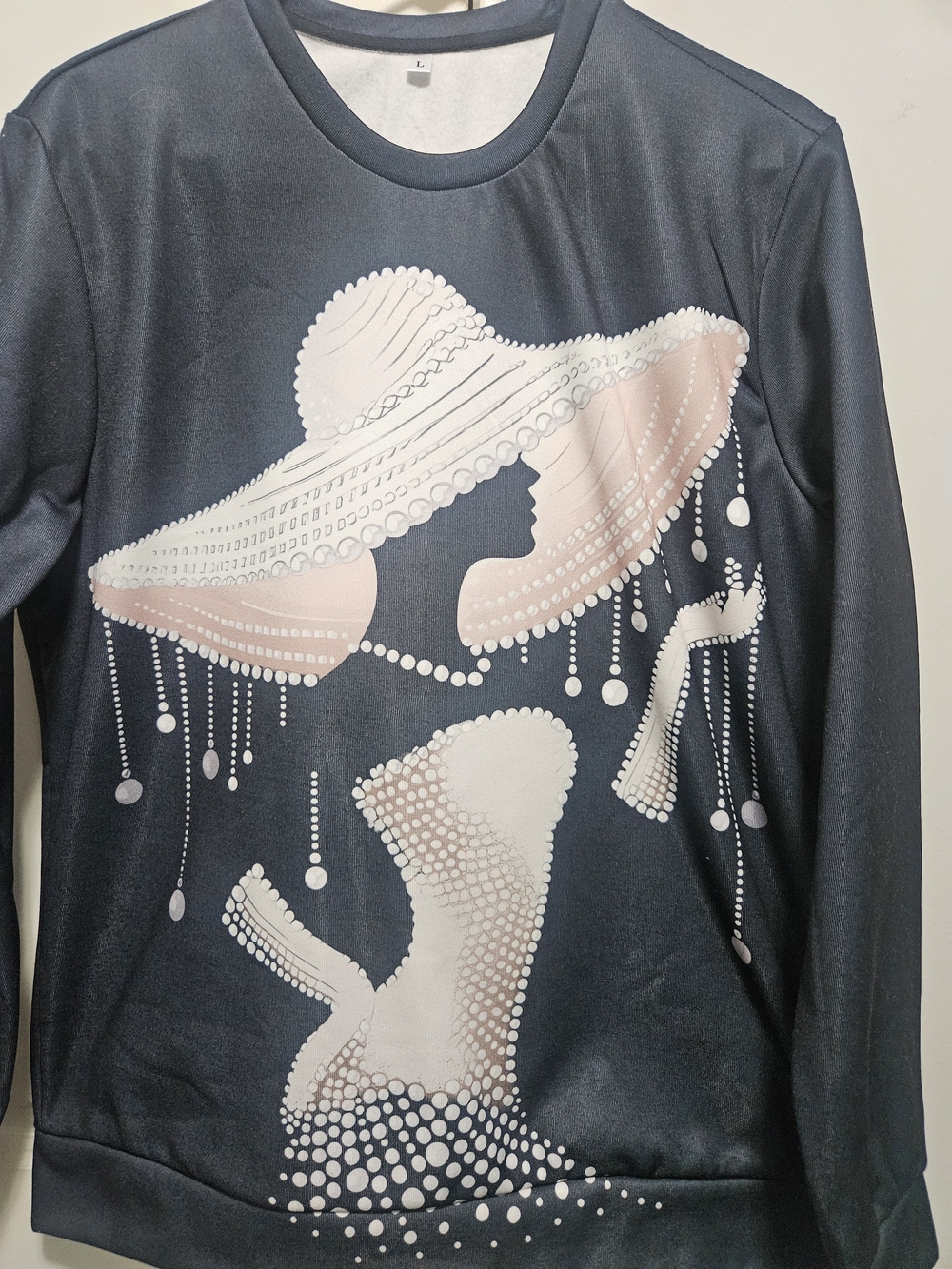 Women's Gray Long-Sleeve Graphic Top with Pink & White Hat Motif